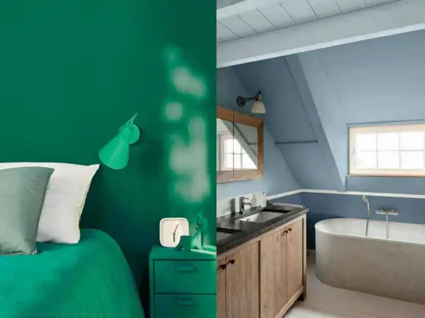 Chambre verte avec un lit et une lampe, et salle de bain bleue avec baignoire et lavabo. Les murs sont recouverts d'une peinture mat ou satin.